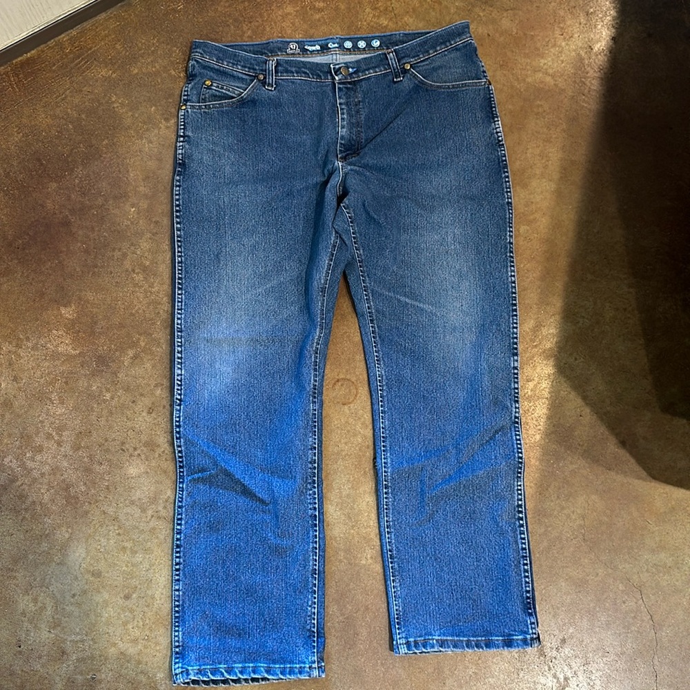 Wrangler Cowboy cut men’s jeans